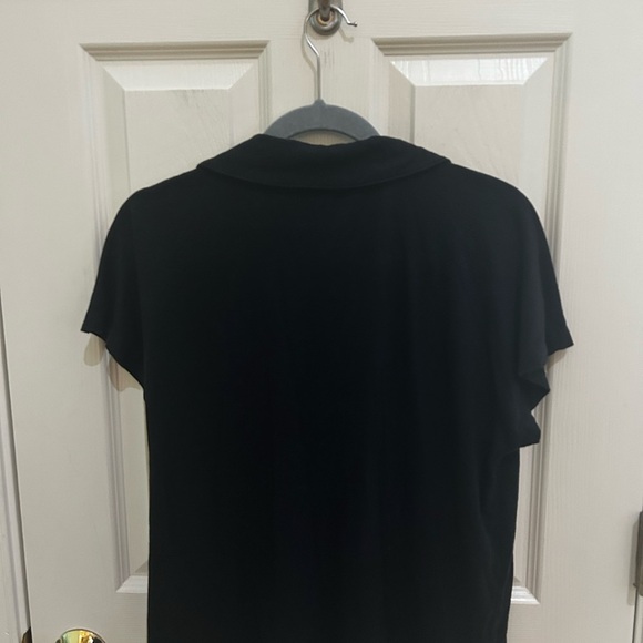 Lands' End Black Collar Short Sleeve Shirt - Picture 2 of 6